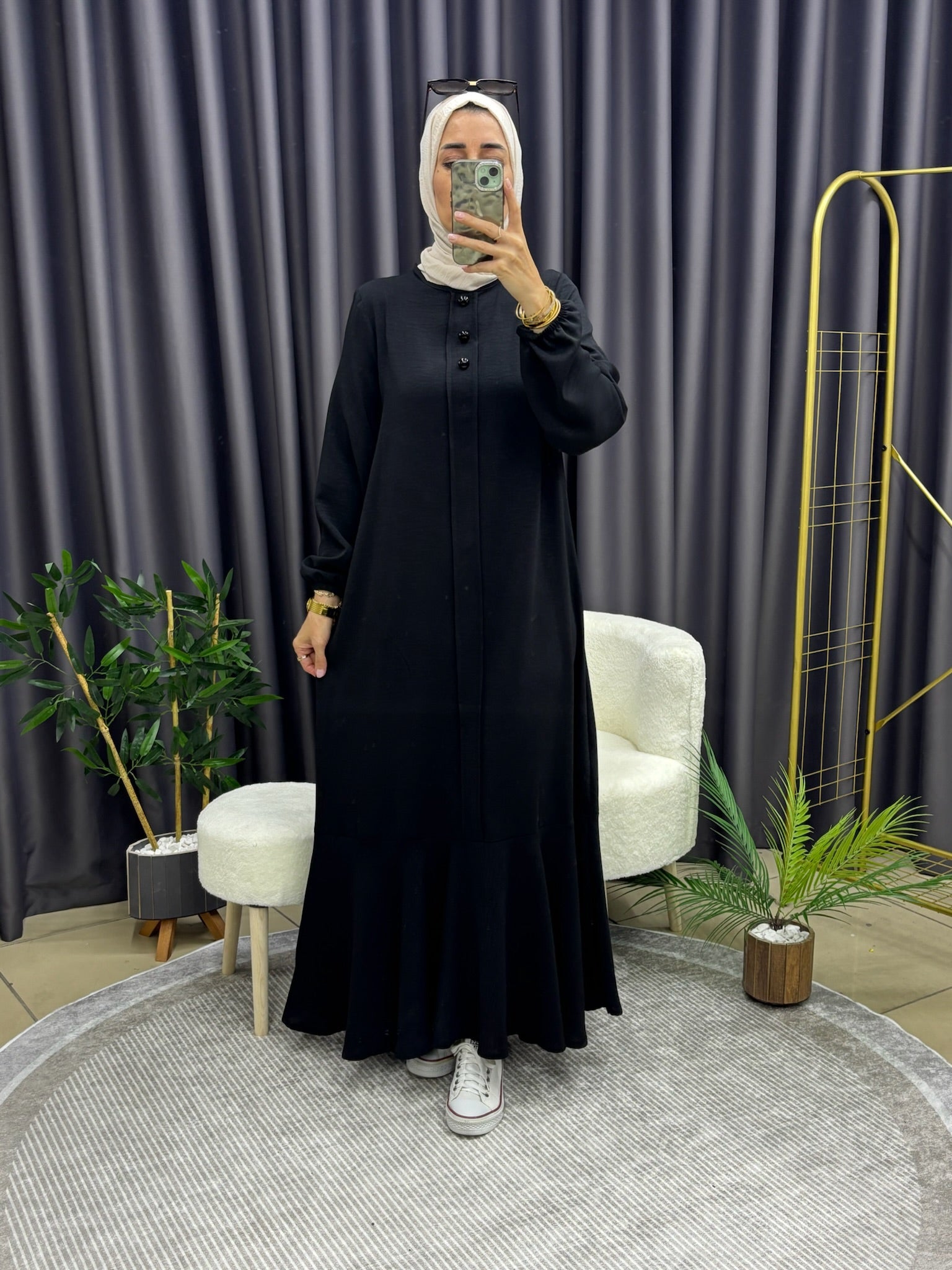 ÜÇ DÜĞMELİ ELBİSE SİYAH