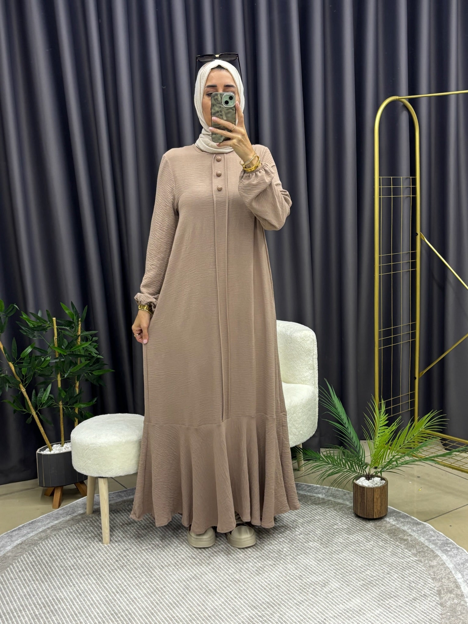 ÜÇ DÜĞMELİ ELBİSE VİZON