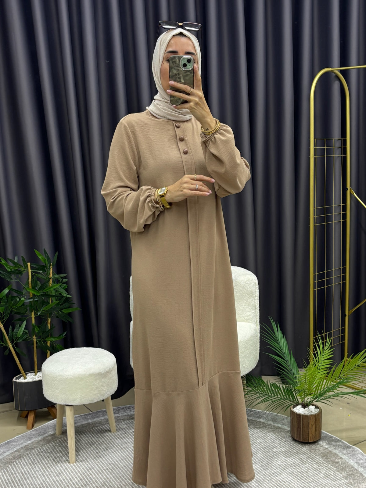 ÜÇ DÜĞMELİ ELBİSE VİZON